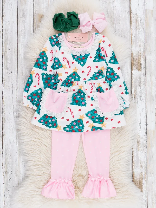 Pink Dots & Evergreens Pocket Outfit