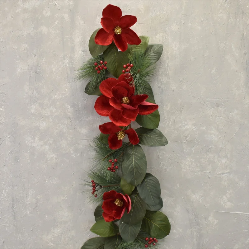 Royal Magnolia Berry Garland 60" | XJC22