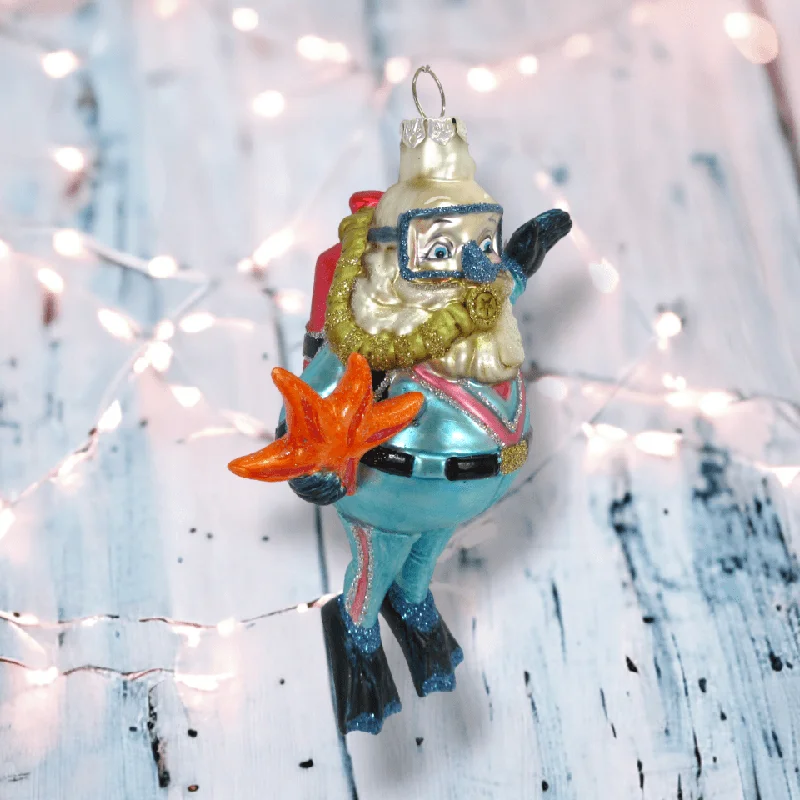 Scuba Santa Ornament